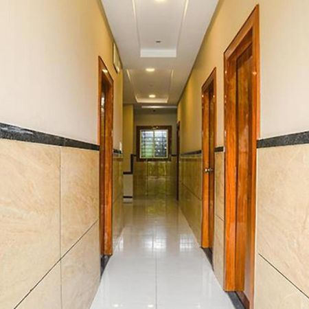 Fabhotel Royal Palace Indore Exterior photo
